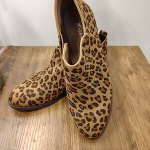 Xappeal Tan and Black Leopard Ankle Boots